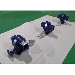 Photovoltaic 5&quot; Solar Tracker Slewing Drive Annular Worm Structure