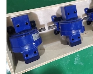 VE9 Enclosed Worm Gear Slew Drive