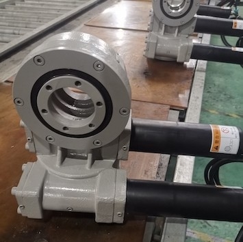 Satellite Antenna Vertical Slewing Drive 12VDC Motor Slewing Gear Drive