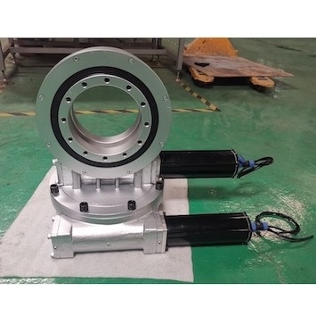 Satellite Antenna Dish Small Slewing Drive Backlash 360 Degree Tracking